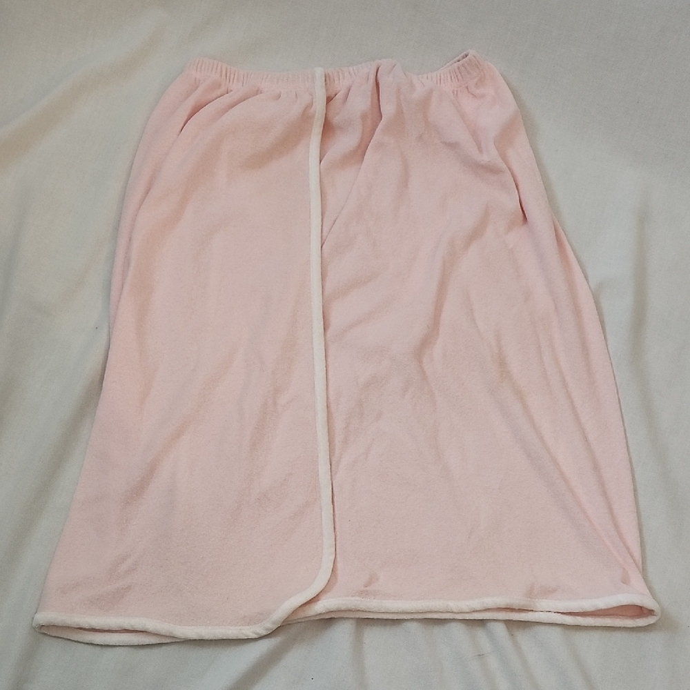 Soft Pink Strapless Bath Wrap